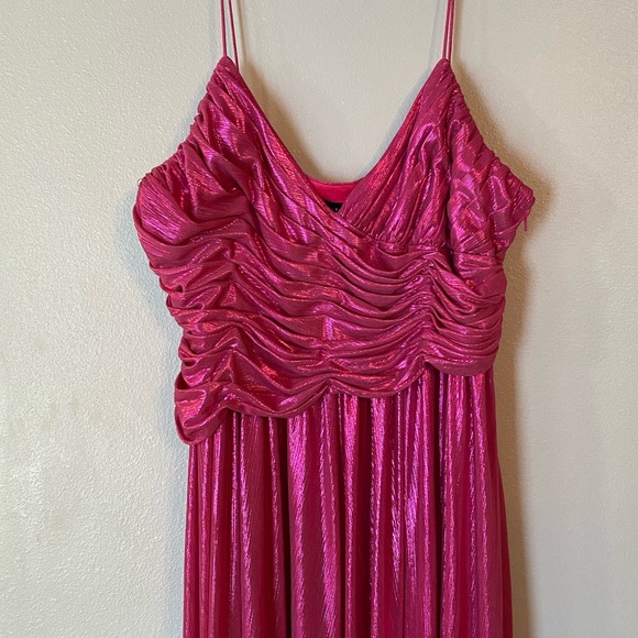 Metallic Pink Belle of the Ball Doss Dress (sold out online!) by Retrofête (NWT) - Picture 12 of 14